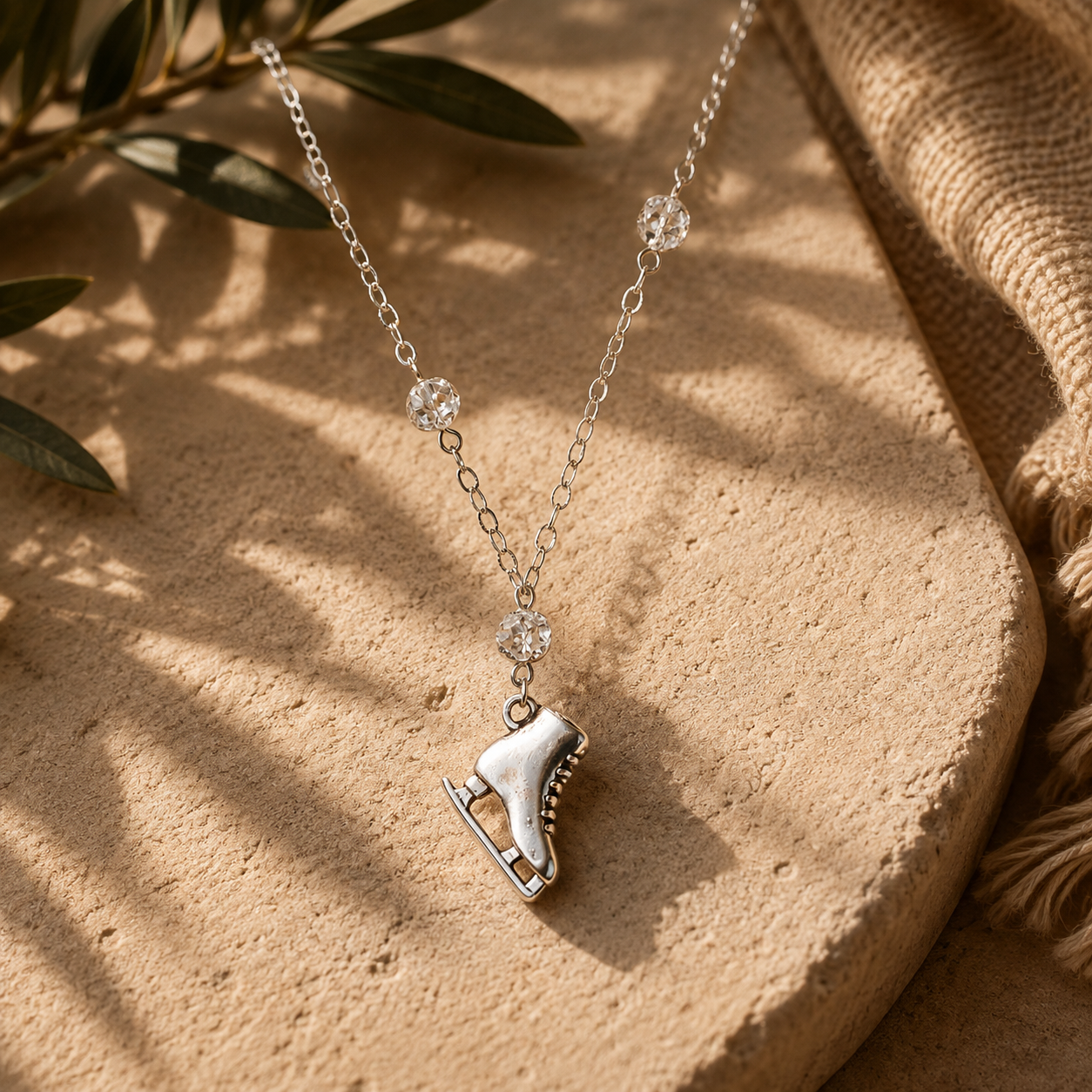 Collier patin à glace classique
