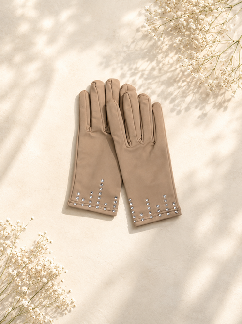 The Glitter Gloves